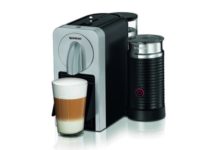 Maak je kopje koffie vanonder de dons nespresso progidio