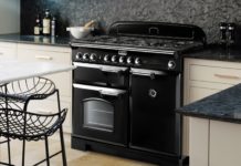 Falcon keert terug naar de basis falcon classic deluxe