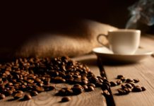 Zo maak je traditionele filterkoffie: moderne koffiemachines voor gemalen bonen