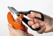 de Scampo kreeftenschaar van moHA is ieder schaaldier de baas