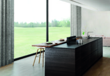 Panorama van Novy: De inductiekookplaat en dampkap aangepast aan uw levensstijl