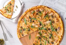 Pizza-lovers opgelet: dit pizzaoventje moét je gewoon hebben!