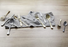 Elegante vintage bestekken van Amefa in verschillende trendy afwerkingen