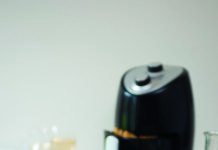 Fritel lanceert mini heteluchtfriteuse: speciaal voor singles en studenten! Snacktastic-4202-fritel