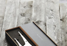 Een kerst met getrokken messen