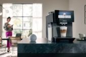 Siemens lanceert nieuwe EQ900 plus volautomatische espressomachine