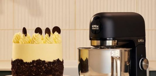Kenwood kMix in Sleek Black: een klassieker krijgt een krachtige, elegante look