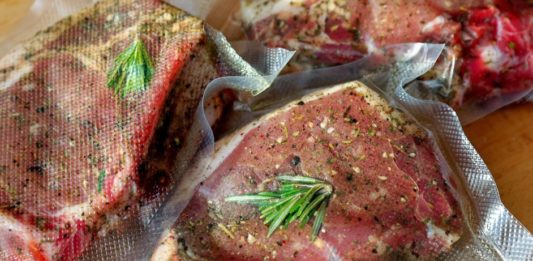 Sous-vide koken als een chef: ontdek de Espressions Smart Sous Vide Stick Pro