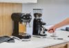 Van boon tot kopje: versgemalen koffie met de koffiemolens van Smeg